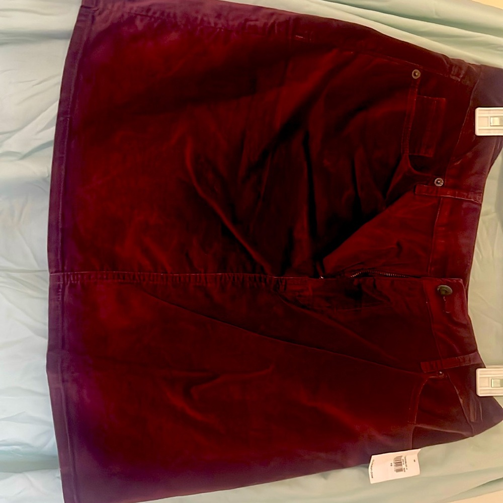 Old navy velvet maroon mini skirt